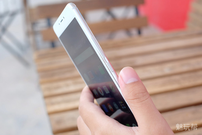 魅蓝max手机详细参数,魅蓝max边框拆解