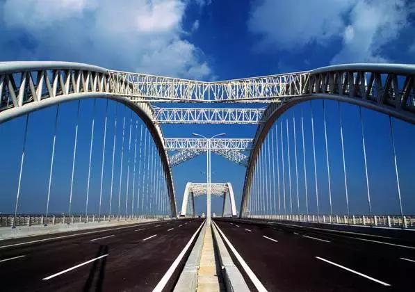 我叫南昌,这是我的最新简历,请多关照!