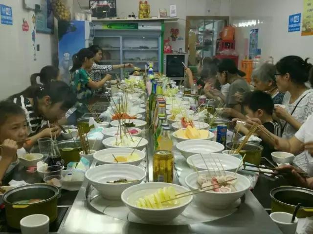 旋转小火锅自助必吃,旋转小火锅哪个地方最好吃