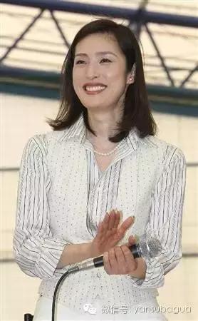 女明星争相自称老公，但她们不懂真正让我们想弯的女人什么样