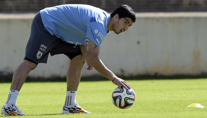 这些你踢球时不注意的配件,让你在绿茵场更加潇洒自如