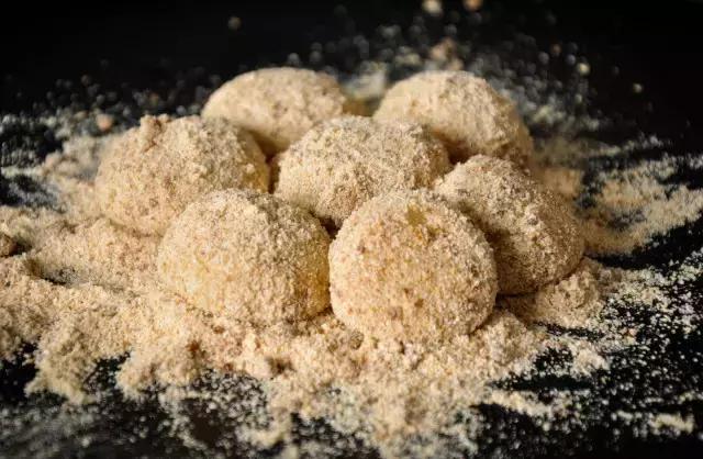 谁说南京糕点不多又不好吃的，就把这条微信扔给他！