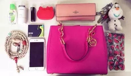 女神包包里必备款,女神包包里必备的精品