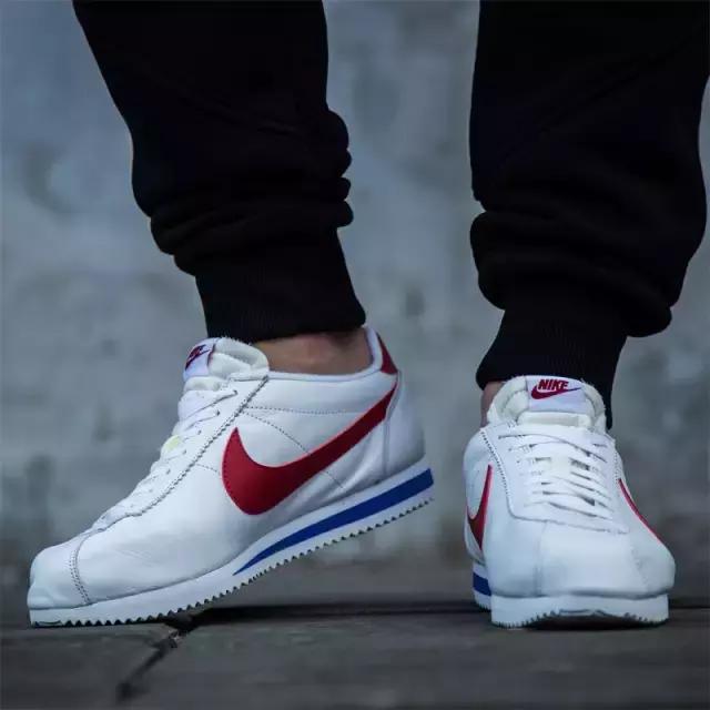 洛杉矶联名阿甘鞋,阿甘鞋联名红