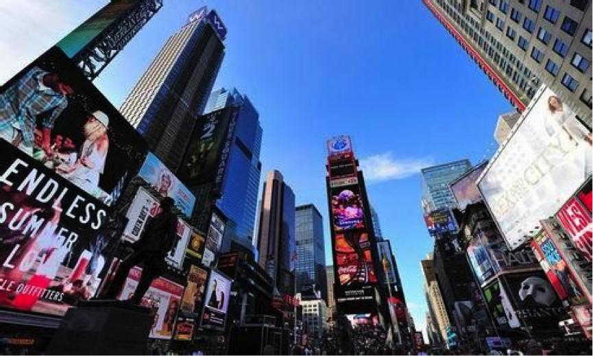 买买买的姿势要美！快看看这张颜值逆天的透明AEBlue卡