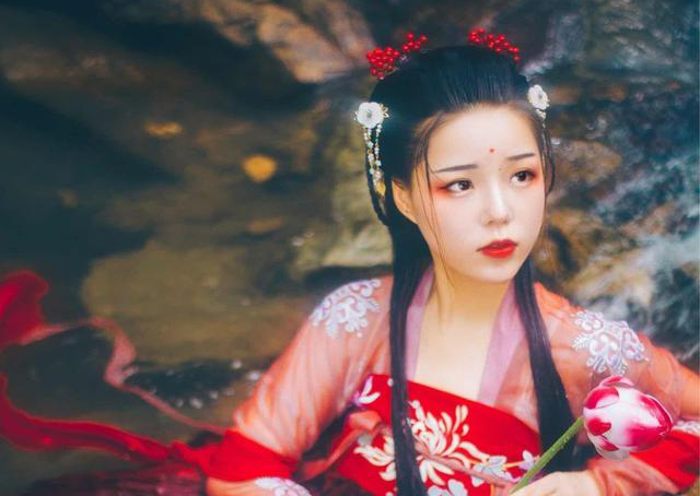 三个萌宝古代言情,有关三个萌宝小说