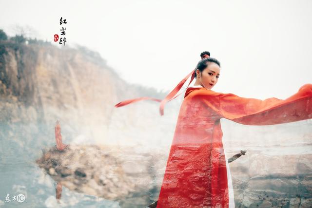 女主穿越成王妃不在意王爷小说,穿越成王妃救活王爷的小说