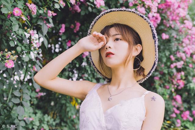 小说：校花喝醉后偷亲小伙，还把手伸进小伙衣服，小伙全身燥热