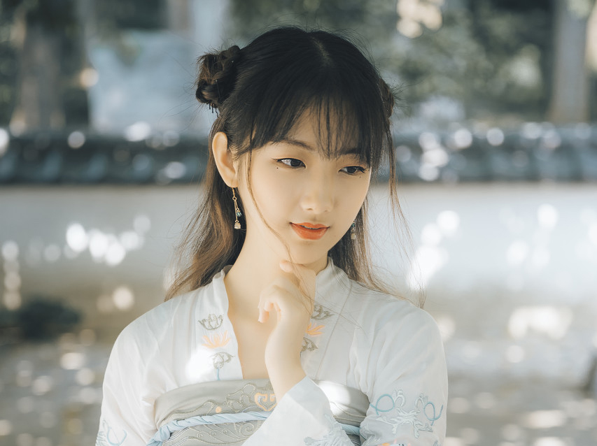 前世她惨遭渣男和白莲花陷害小说,虐渣男的古代穿越小说