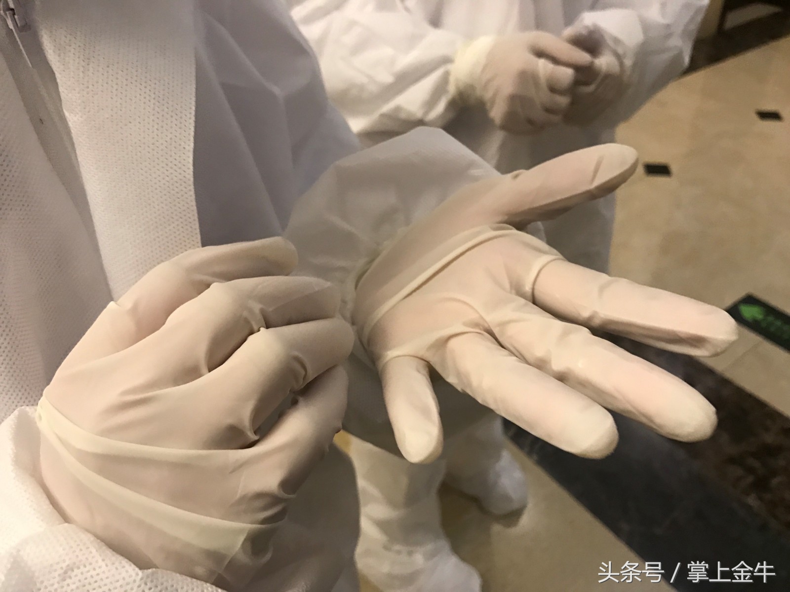 记者测温新闻,记者测户外温度