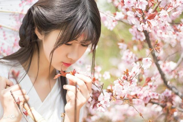 小说：王爷起义后，她拿贴身丫鬟当姐妹，丫鬟却背叛她，出卖情报