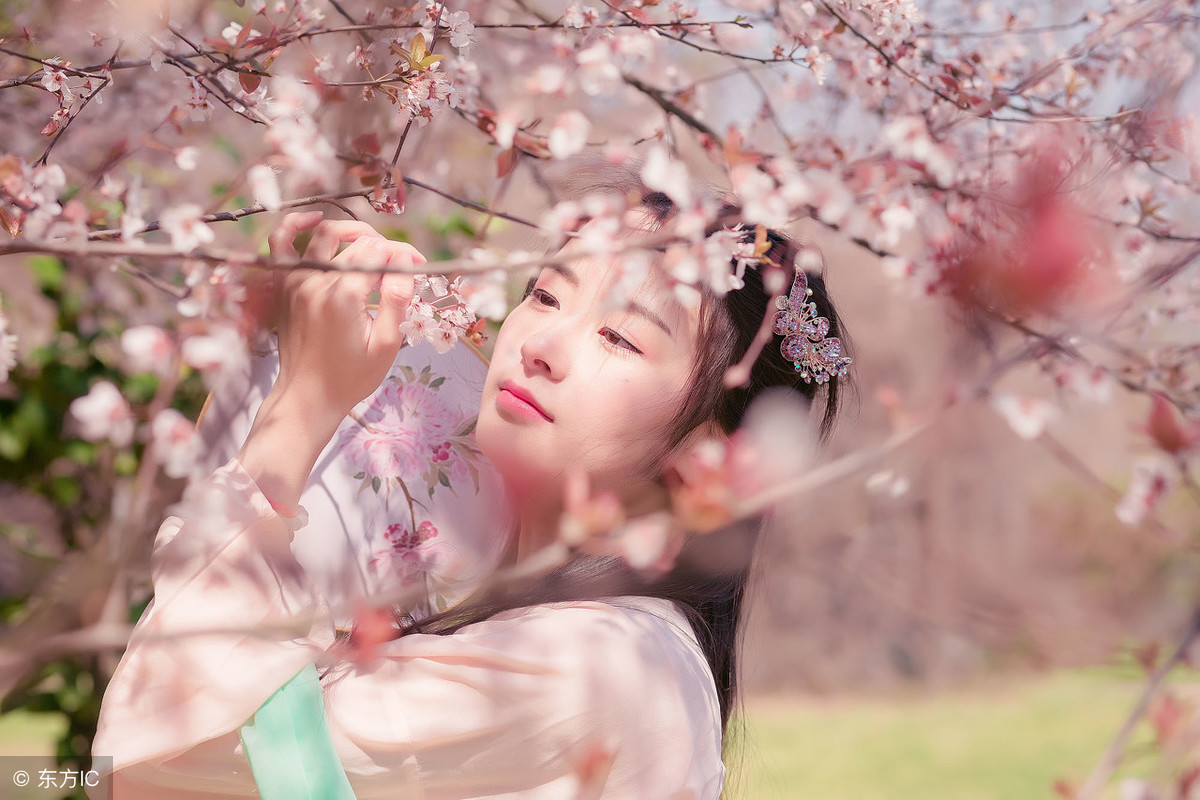 故事穿越女的失败人生,穿越女引所有人怀疑的故事