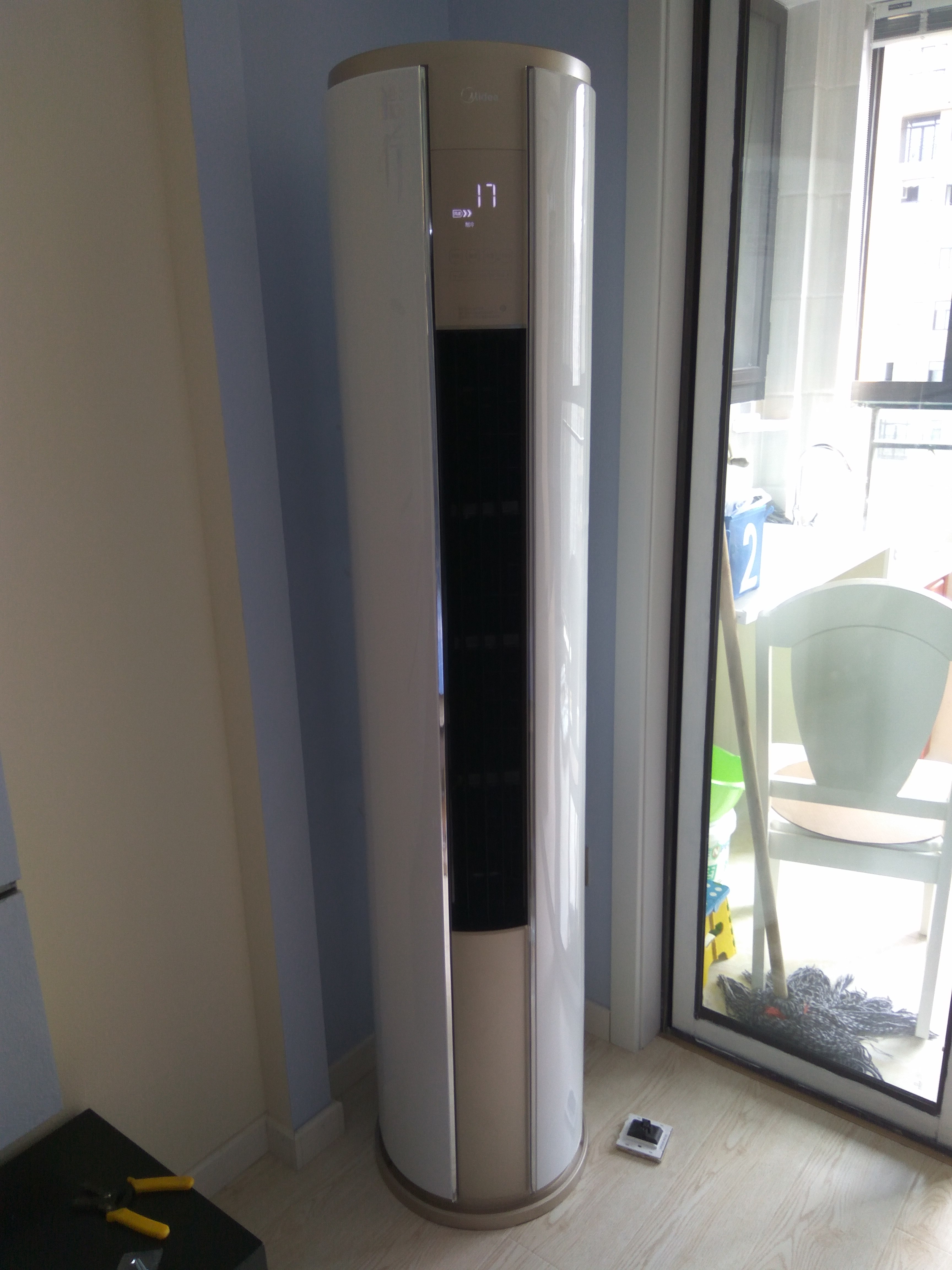 冬天空调开到28度不暖和怎么回事,夏季空调睡觉开26度还是28度舒服