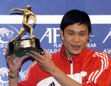 范志毅留洋岁月,范志毅是中国第一位亚洲足球先生