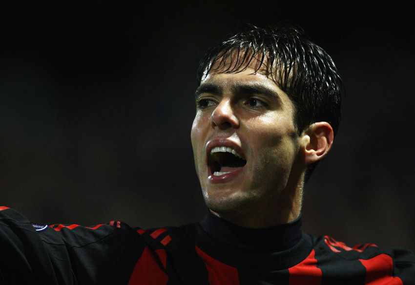 卡卡和前妻相爱吗,卡卡和前妻的恩爱视频