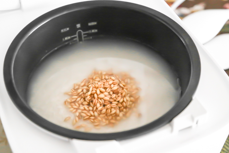 销量破亿的小米手机,小米电饭煲热卖榜第一名