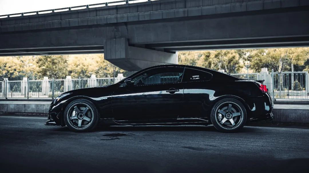 英菲尼迪g37敞篷改新款,英菲尼迪g37敞篷版改色