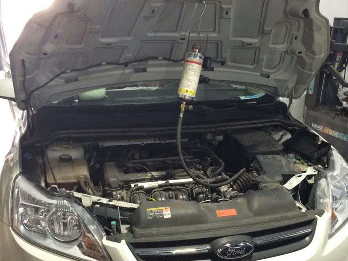 福克斯喷油嘴拆卸教程,福克斯油耗高怎么解决