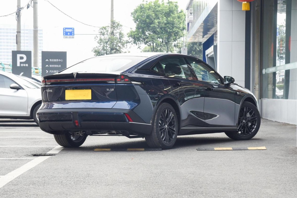 几款颜值和性能高级的电车推荐,10万到15万靠谱的纯电车推荐