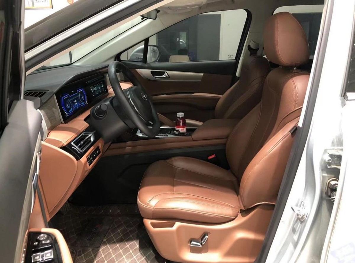 海马7x使用教程,海马7x挡位操作