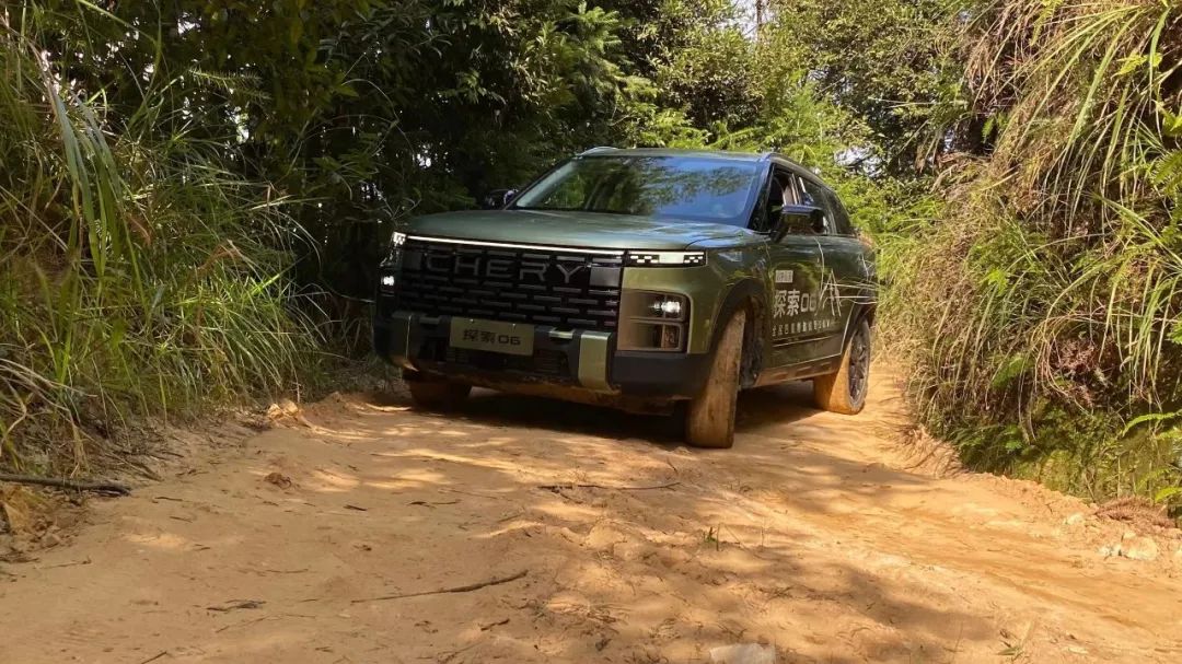 四驱探索06试驾评测,四驱探索06底盘解析