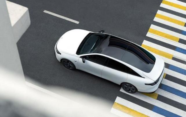 零跑c01动力怎么样,零跑c01混动纯电续航