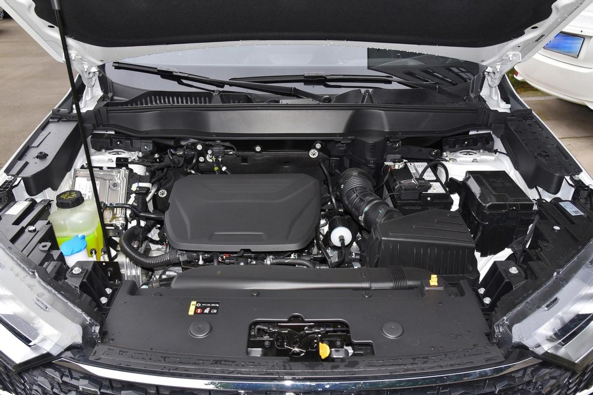 第三代哈弗h6全部车型配置和价格,11万的2.0t的第三代哈弗h6