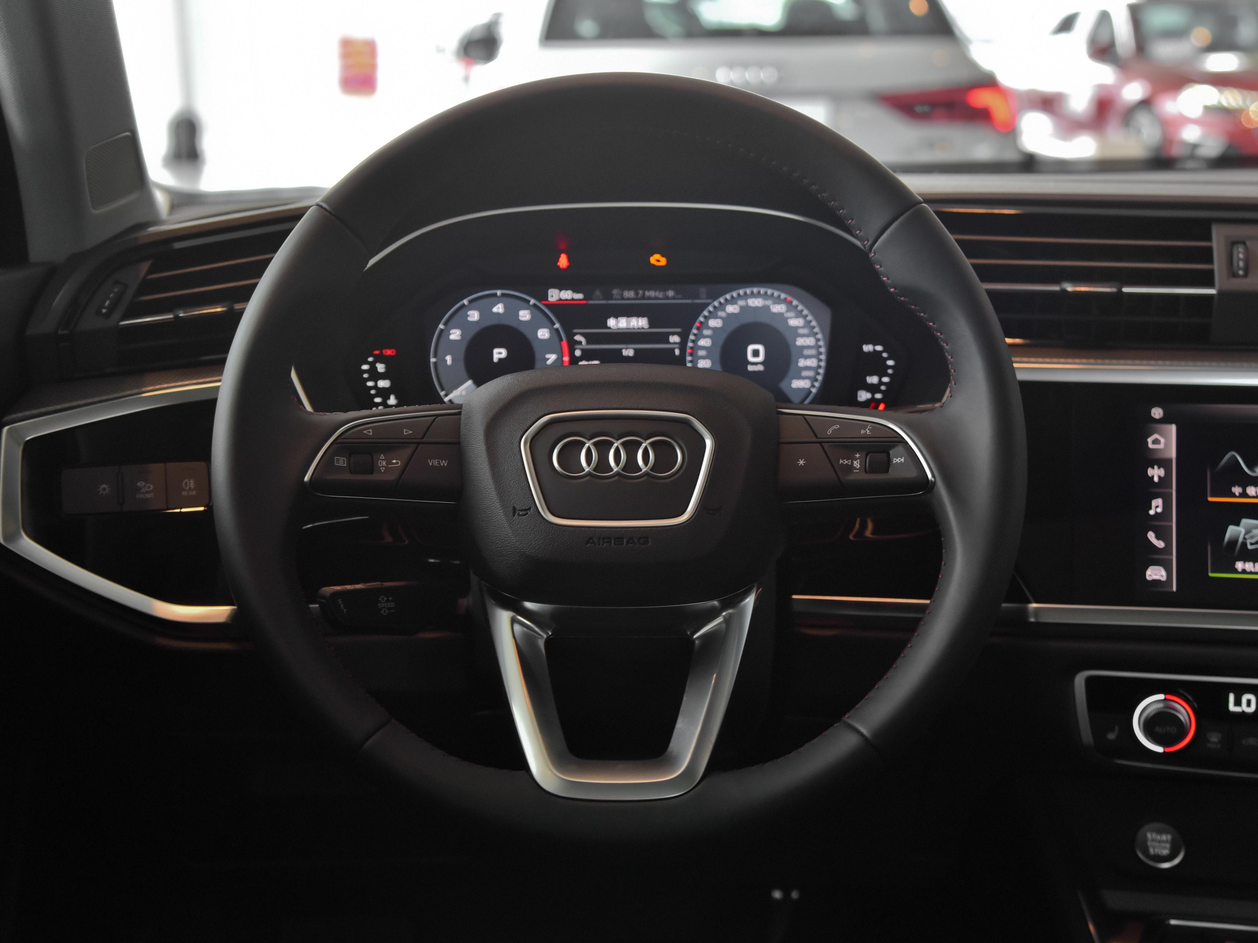 豪华入门suv奥迪q2l,奥迪q345tfsiquattro真实油耗