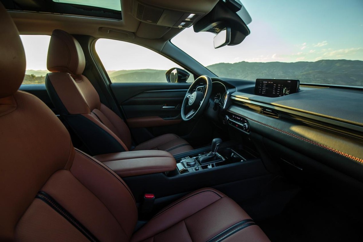 马自达cx50官宣图,马自达新款suvcx-50发布