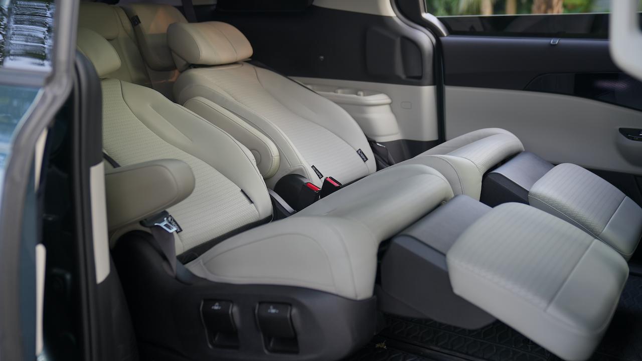 空间大,质感佳!试驾起亚嘉华,实力超名气的“沧海遗珠”