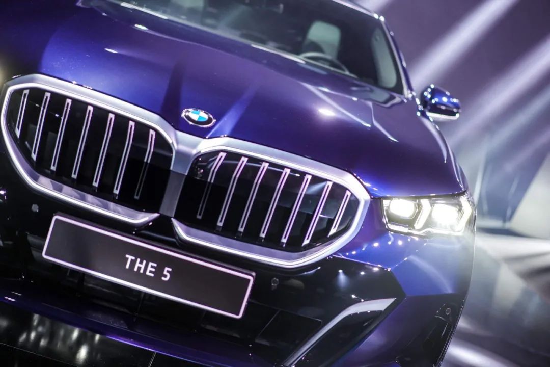 丹泉石蓝G605系配备M运动套装之后，气质一下就有了！