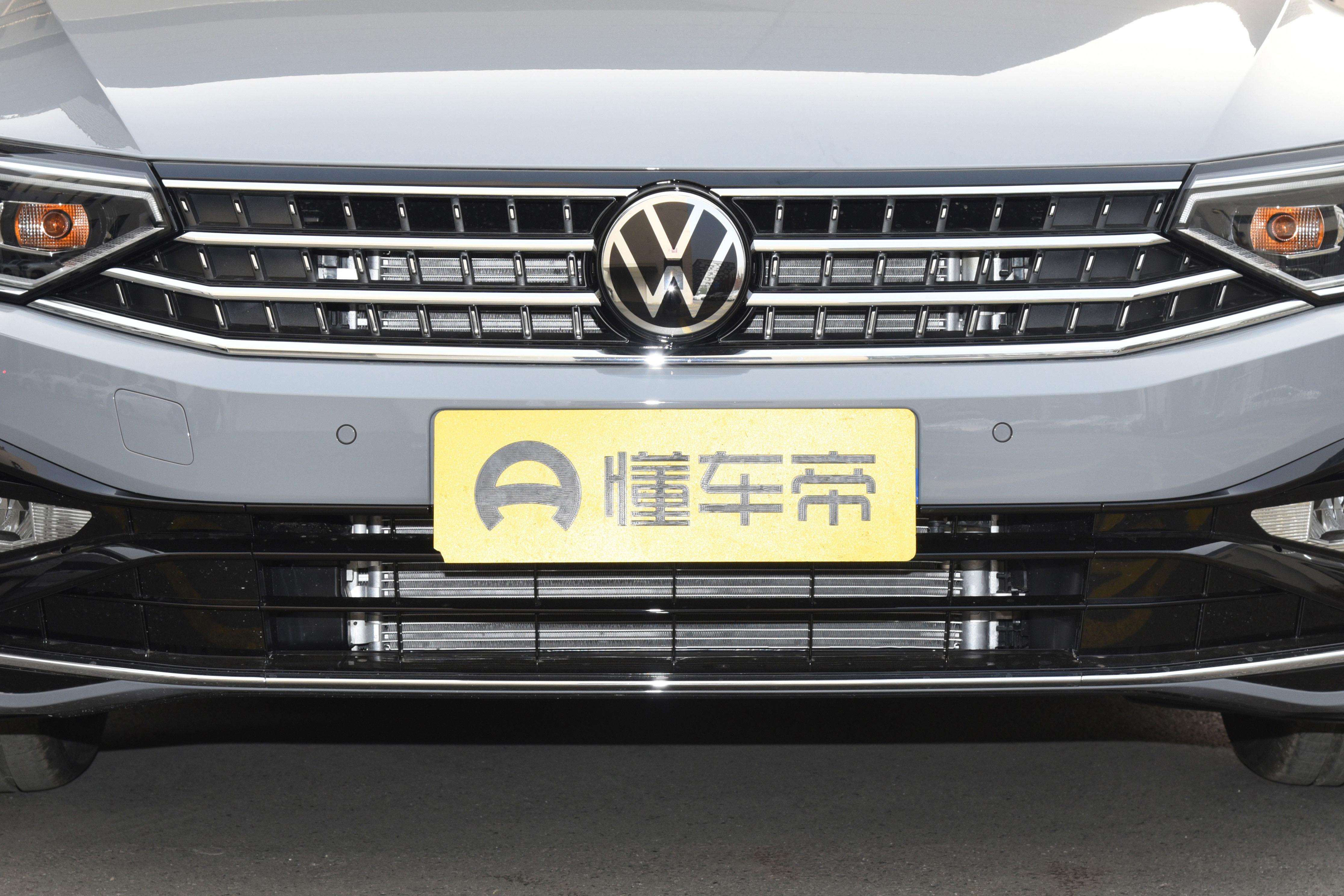 双边四出排气，搭载L2级辅助驾驶技术，今天聊一聊2023款大众迈腾