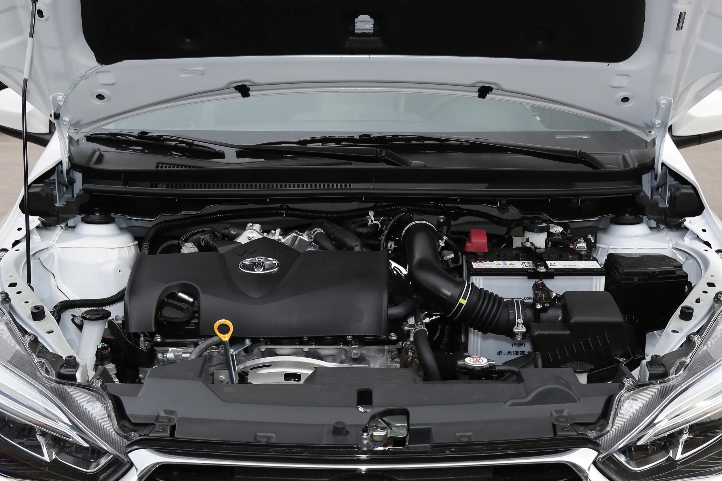 代步微型车丰田,丰田yarisl致炫跑高速怎么样