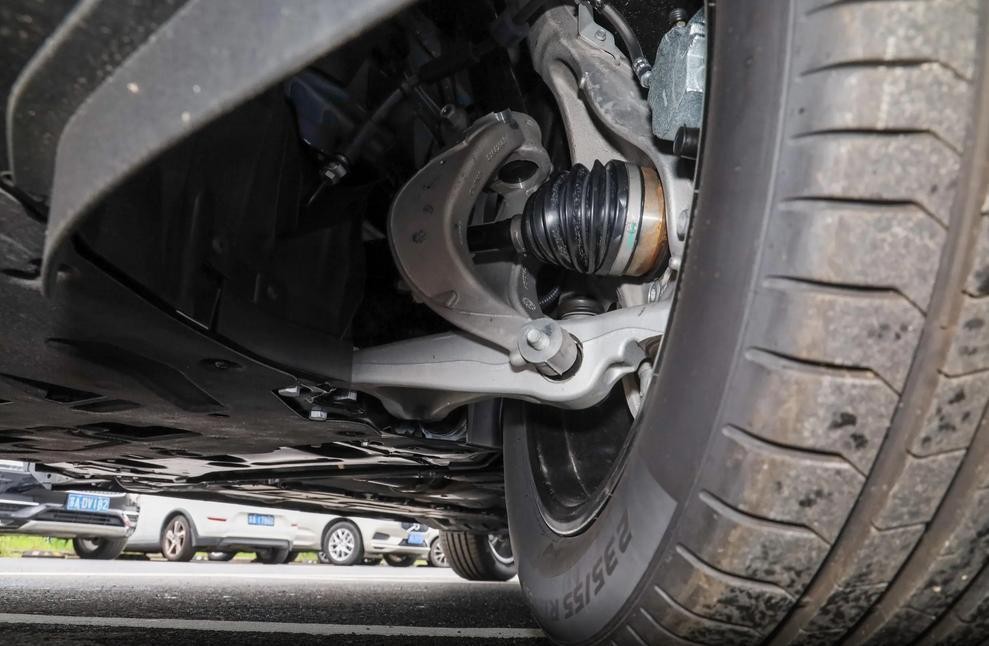 沃尔沃xc608at变速箱价格,沃尔沃xc60-t8旗舰版本