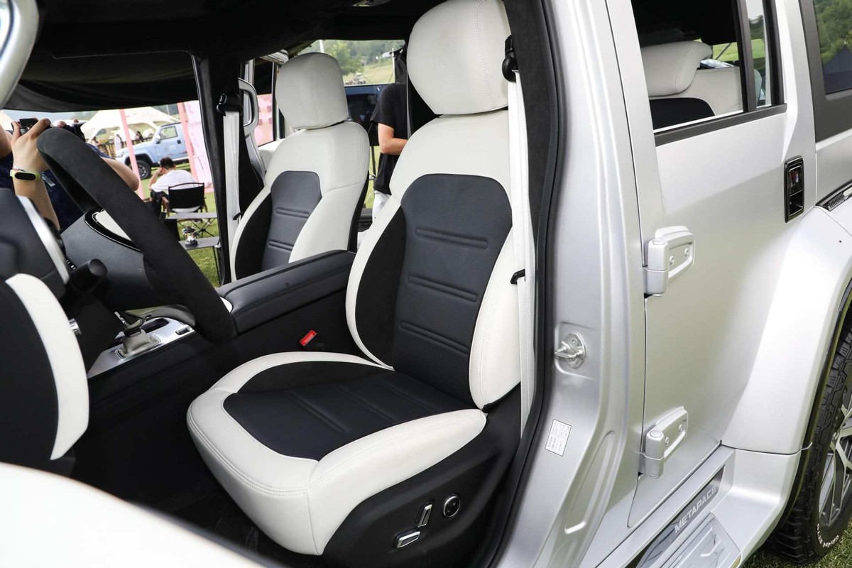 bj40和坦克300哪个质量更可靠,坦克300和bj40还有途达怎么选