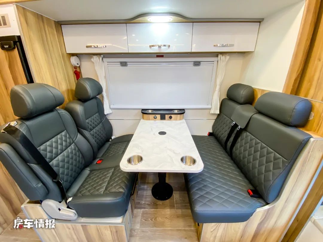 五十铃900p与五十铃700p四驱房车,新星五十铃700p轻卡房车2022款