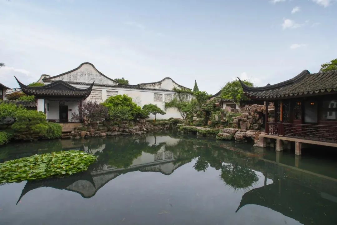 全新奔驰长轴距glcsuv正式亮相,全新长轴距glc越野试驾