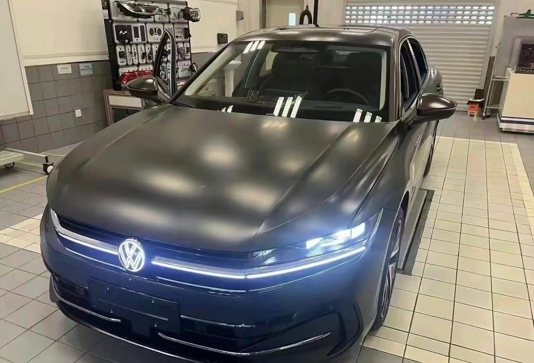 全新大众迈腾2023款落地多少钱,现在大众迈腾落地价