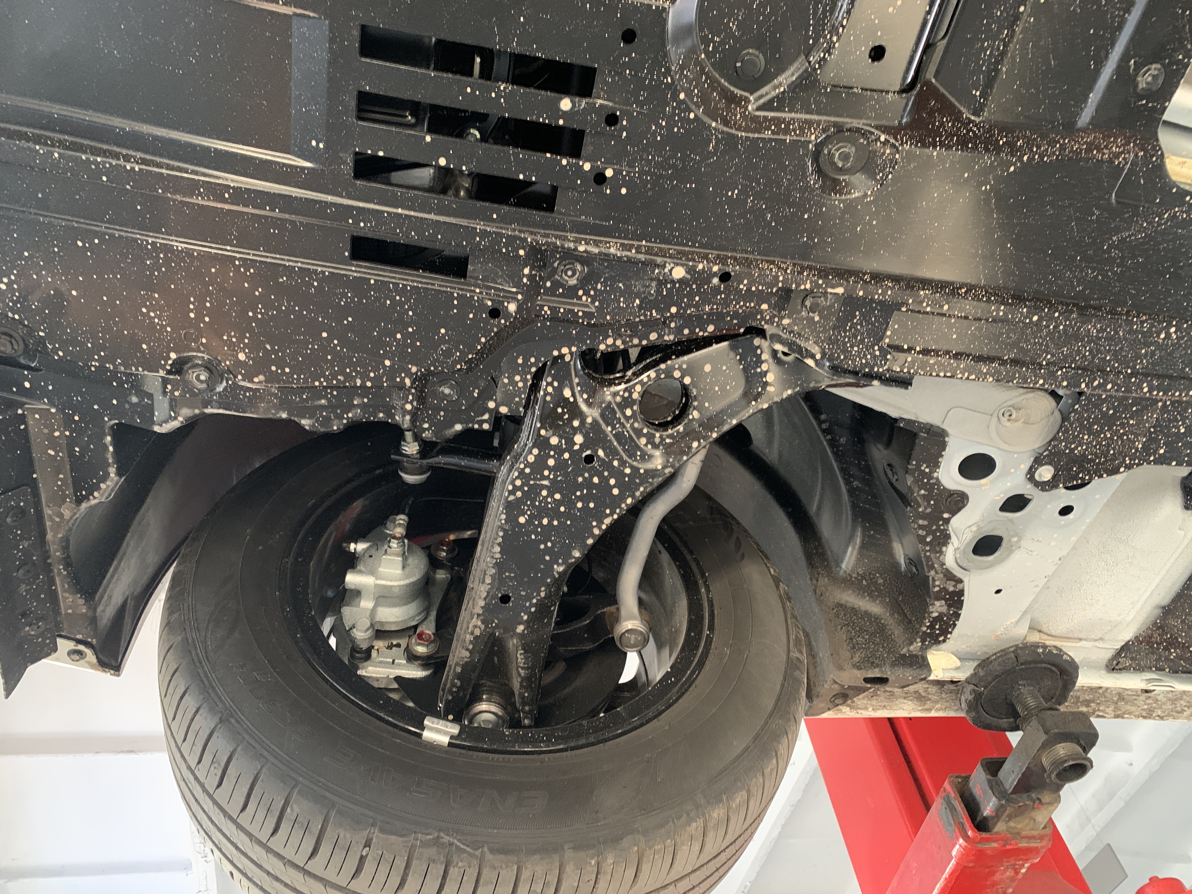 第十四代轩逸与轩逸经典对比,轩逸经典对比十四代轩逸