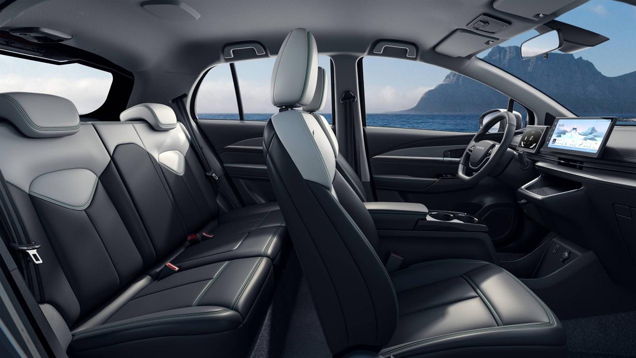 从空间到续航科技配置应有尽有云兔的超值优势