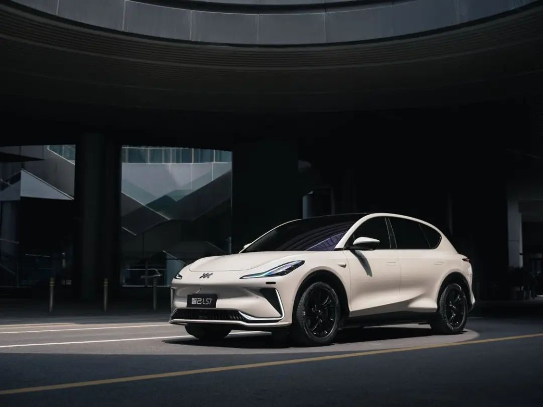 智己ls7urbanfit车电分离方案,智己LS7UrbanFit怎么样