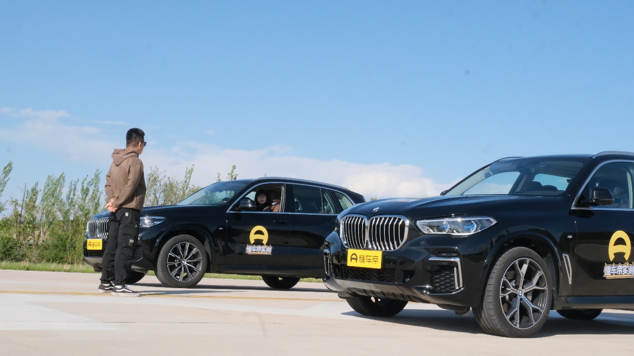 国产宝马x5与x7对比,国产宝马x5l三排七座