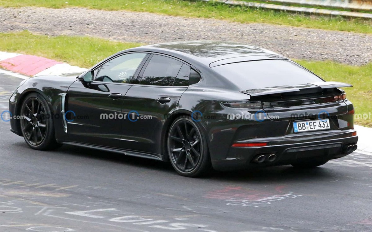 2024帕拉梅拉加长选装后落地价,保时捷帕拉梅拉四驱加长2024款