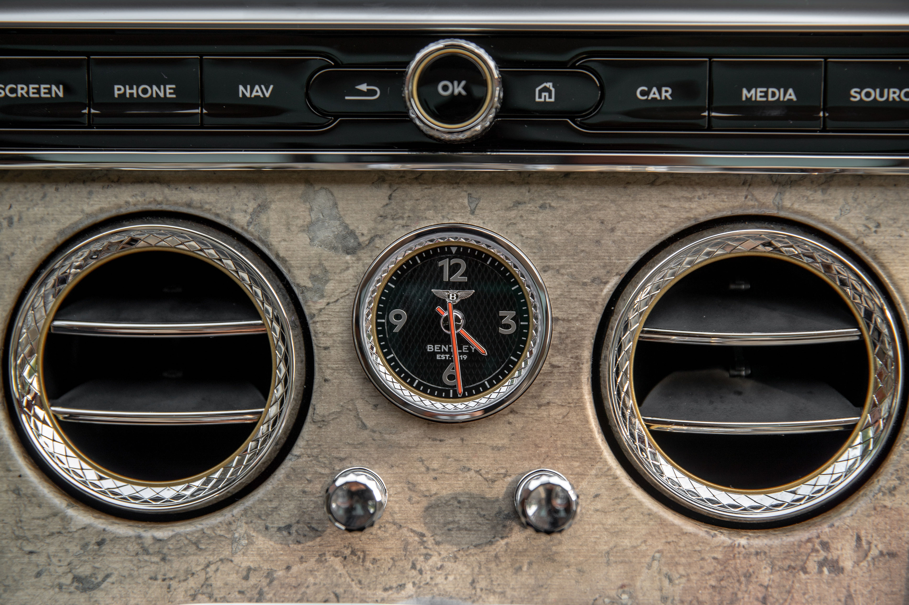 新款宾利欧陆gt敞篷版试驾,新款宾利欧陆gt敞篷版试驾测评