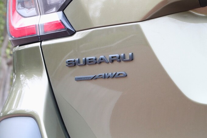 陪朋友去斯巴鲁店看傲虎，我不仅被“打脸”还种草变“粉”了