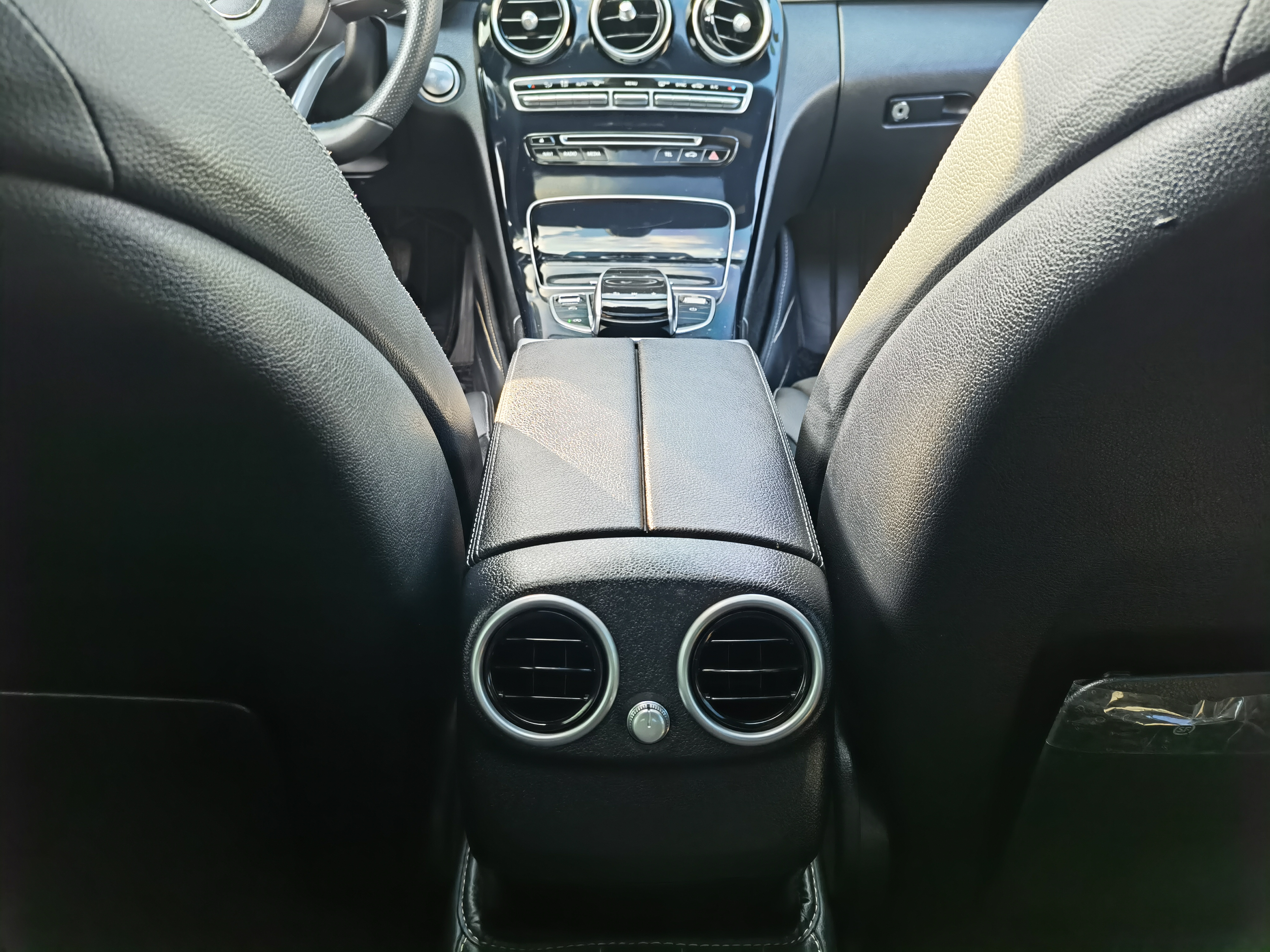 老款二手奔驰c200值得入手吗,10年奔驰c200二手车有什么问题