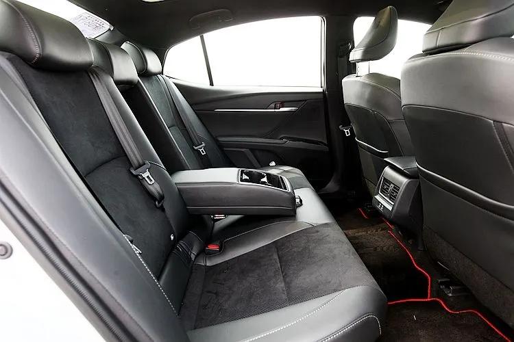 丰田凯美瑞2018款2.0g豪华版试驾,凯美瑞2022款2.0g豪华版试驾视频