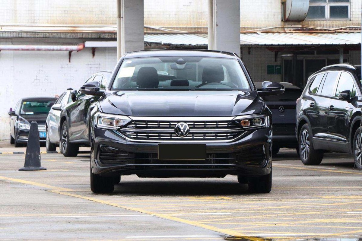 养一台大众速腾你需要花多少钱,养一台1.5t的速腾一年的花费