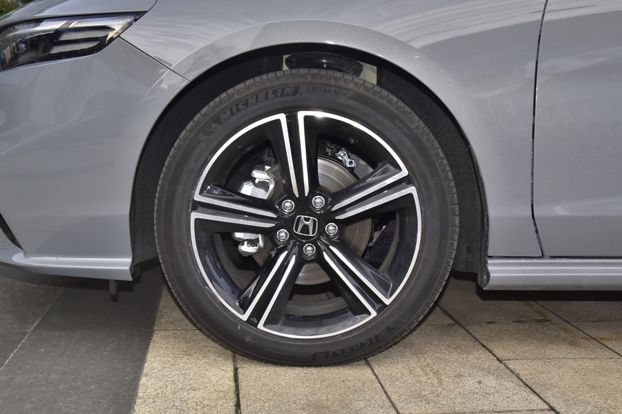 东风本田英仕派2022款典雅落地,2023款本田英仕派外观设计精致