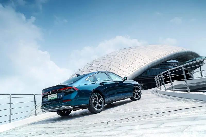 中汽研等五大权威机构测评埃安弹匣电池唯一获动力电池科技奖”